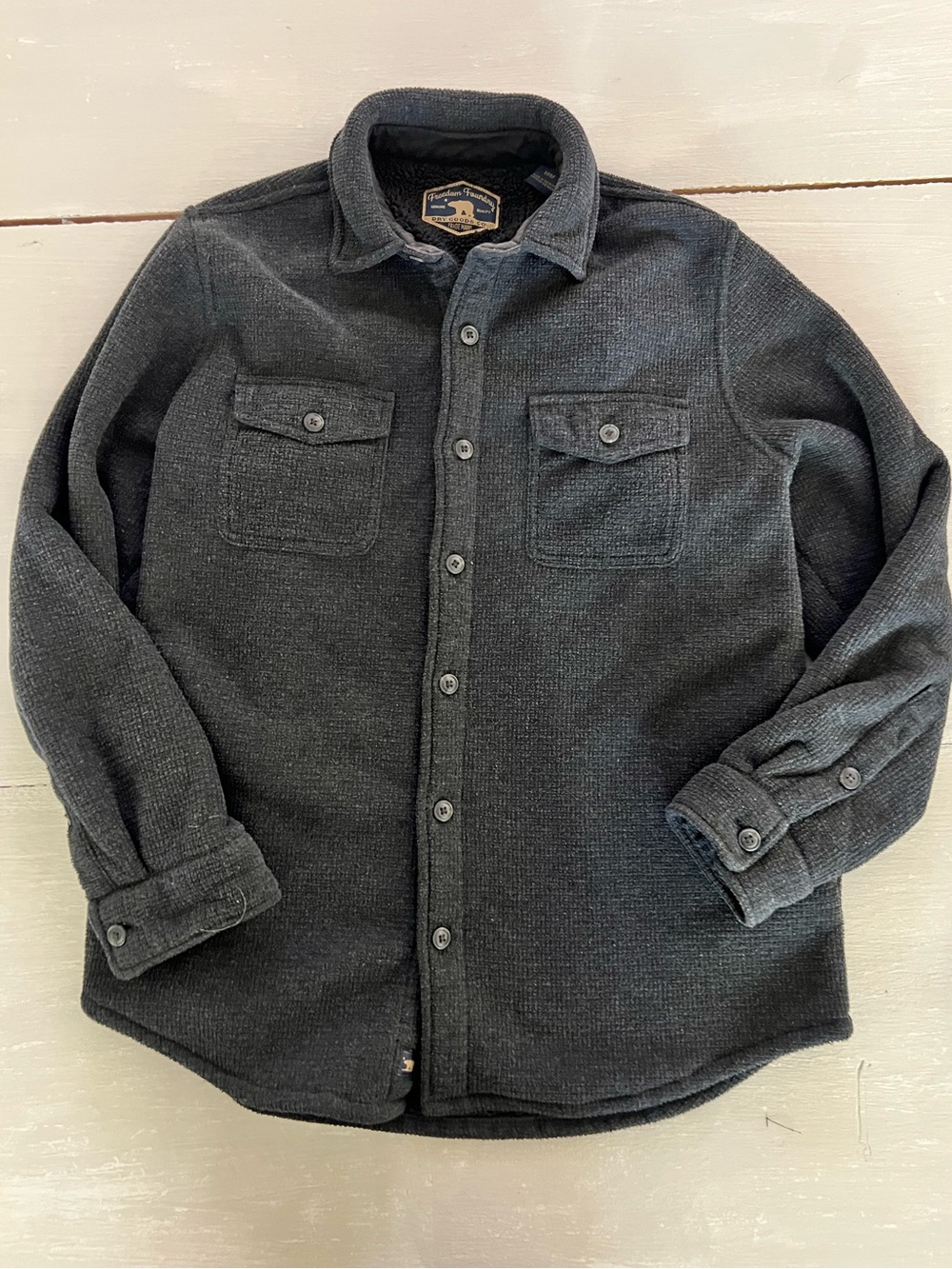 Freedom Foundry Grizzly Fleece Shirt | Men’s M | Charcoal Gray | Fleece Lined